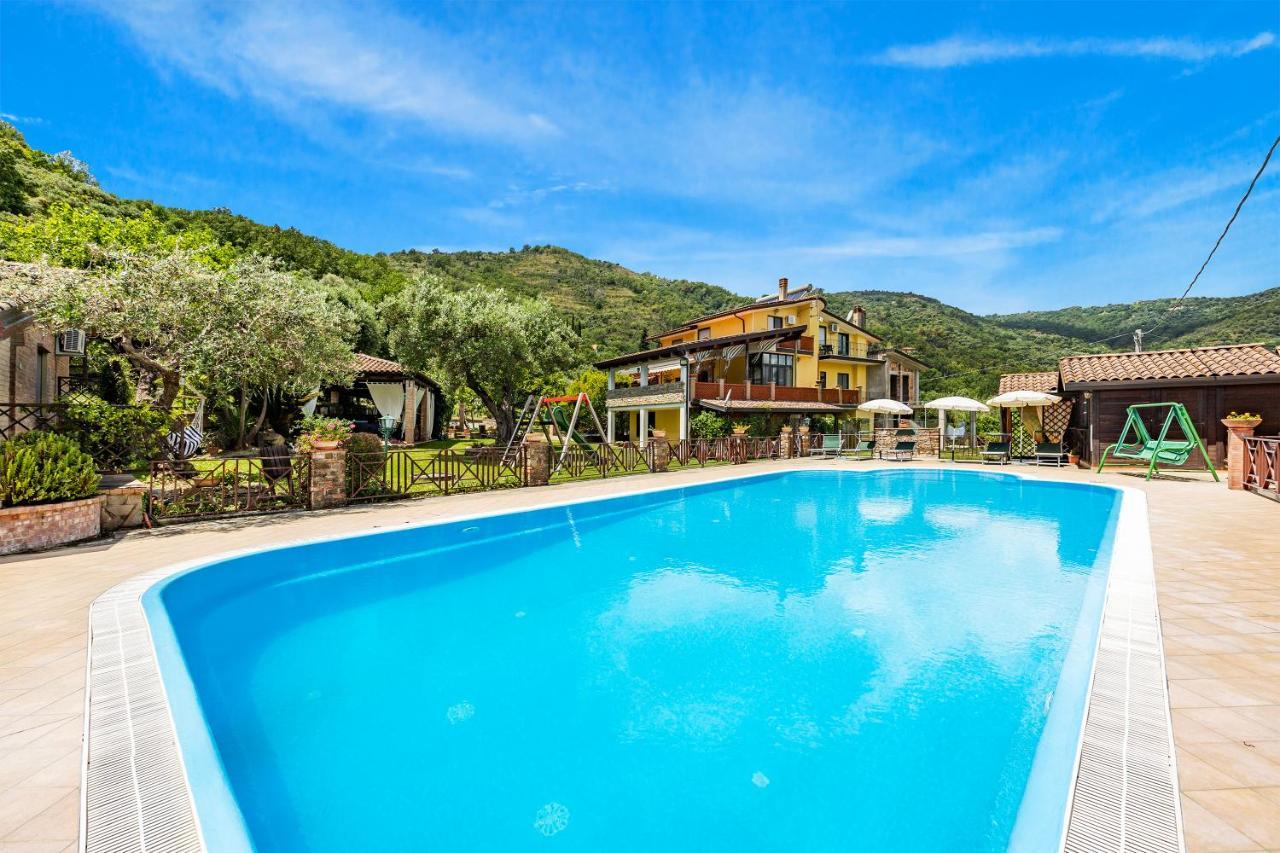 Local Stone Cottage With Shared Pool - Happy Rentals Casal Velino Exterior foto